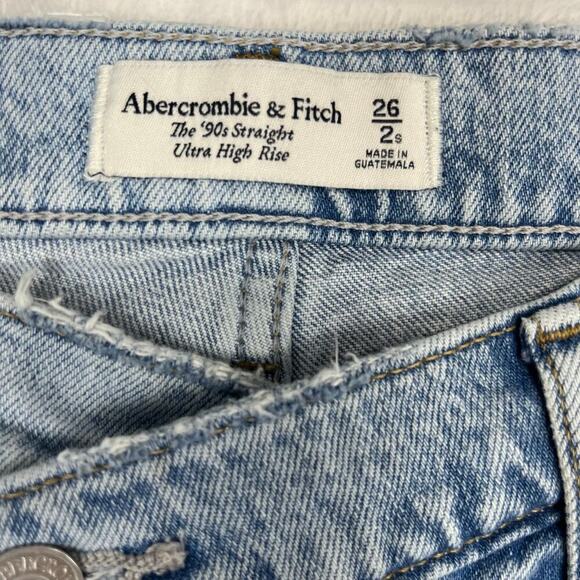 Abercrombie & Fitch The‎ 90s Straight Ultra High Rise Crossover Waist 26/2Short - Picture 4 of 14